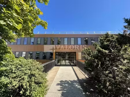 location bureaux 118m² à 317m²
