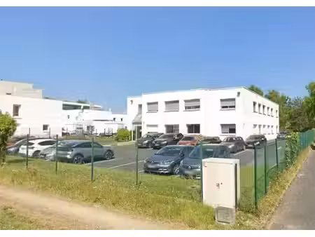 location bureaux treillieres 44119 535m²