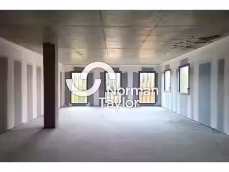 vente bureaux biarritz 64200 96m²