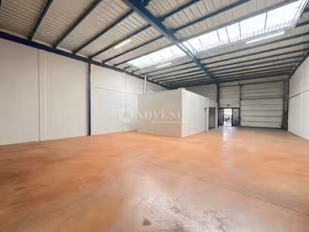 location local d’activités villepinte 93420 250m²