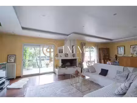 maison 200m² 4 chambres limitrophe bourg la reine