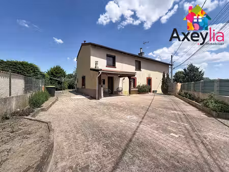 a vendre - mizerieux - maison rénovée avec terrain arbore et sans vis a vis