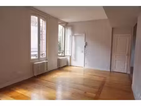 location appartement 3 pièces 75m² sens 89100