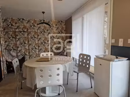 appartement t2 en rez-de-chaussée avec terrasse