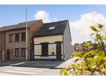 huis te koop in kapellen met 2 slaapkamers