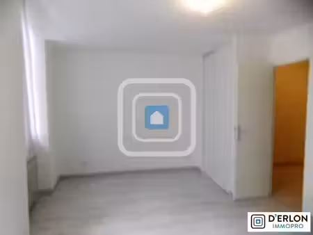 location locaux professionnels 0 pièces 29 m² à reims (51100)  600 €
