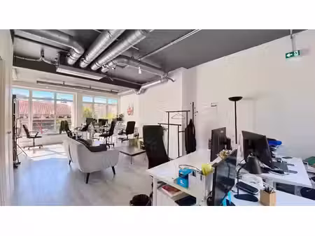 location locaux professionnels 214 m² à paris 12ème (75012)  9 567 €