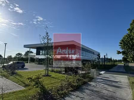 location local professionnel 372m² ste savine 10300