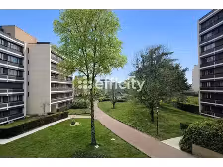 appartement 5 pièces - 105 m²