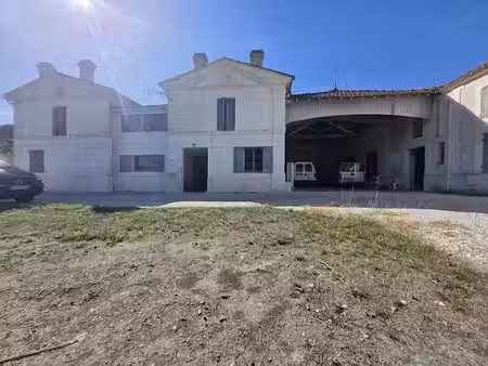 vente maison 15 pièces 320.56 m² à saint-christoly-de-blaye (33920)  279 000 €