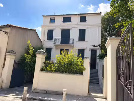 vente maison 8 pièces 191 m² nîmes (30000)