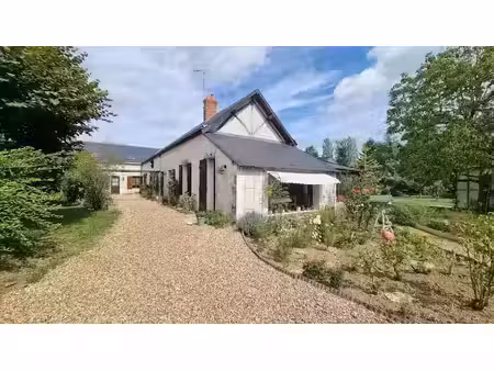 vente maison 5 pièces 179 m² à charentilly (37390)  361 700 €