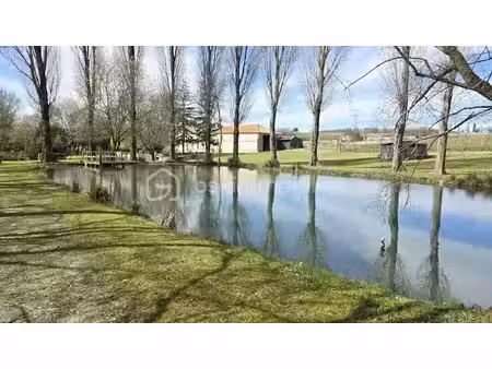 vente maison 11 pièces 364 m² à semoussac (17150)  499 000 €