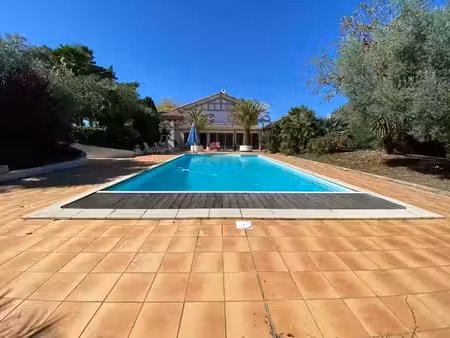 vente villa 5 pièces 220 m² à hagetmau (40700)  367 000 €