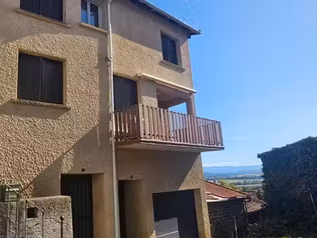chaleureuse maison de village + terrasse + garage