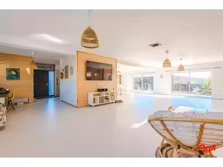 vente maison 7 pièces 200 m² à vrigny (51390)  545 000 €