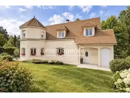 maison de prestige de 160 m2 en vente isneauville  normandie
