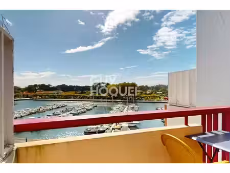 studio avec vue sur le port de capbreton