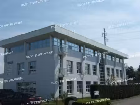 location bureaux cesson sevigne 35510 150m² à 300m²