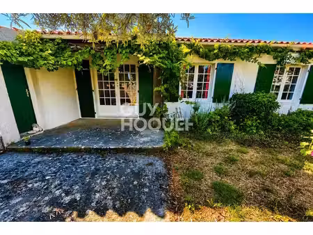 maison au coeur du village à vendre à saint-clément-des-baleines