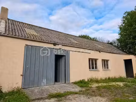 vente locaux professionnels 4 pièces 211 m² à etréham (14400)  143 000 €