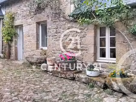 vente maison à gurunhuel (22390) : à vendre / 166m² gurunhuel