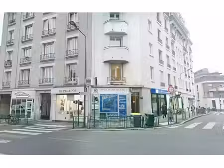 vente locaux professionnels 2 pièces 26.7 m² à suresnes (92150)  260 000 €