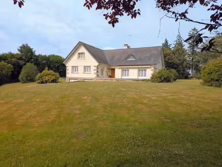 vente maison 8 pièces 238 m² maen-roch (35460)