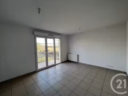 location appartement 2 pièces 45m² gironde sur dropt 33190