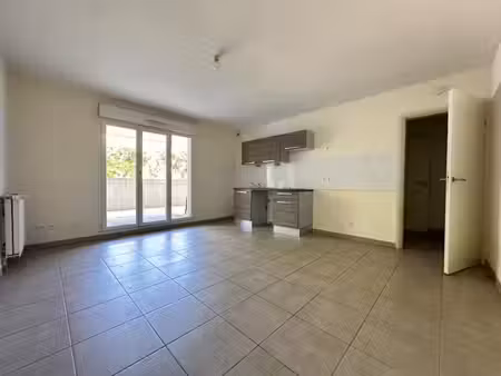 location appartement 1 pièce 30 m² à montpellier (34070)