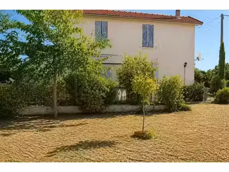 vente maison 5 pièces 79 m² à les peintures (33230)  160 000 €