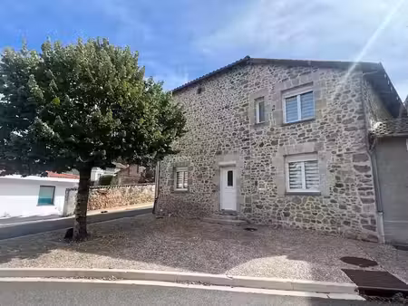 vente maison 5 pièces 138.6 m² à chabanais (16150)  179 000 €