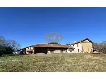 vente maison 6 pièces 150 m² à masseube (32140)  155 000 €