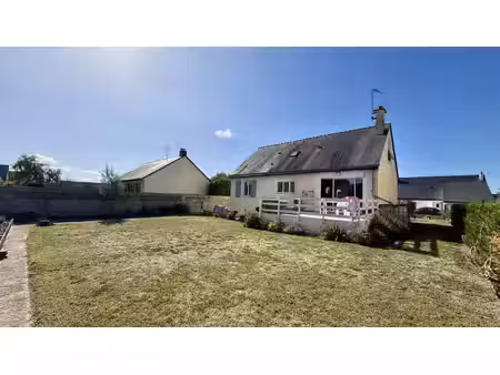 a vendre maison saint clément de la place