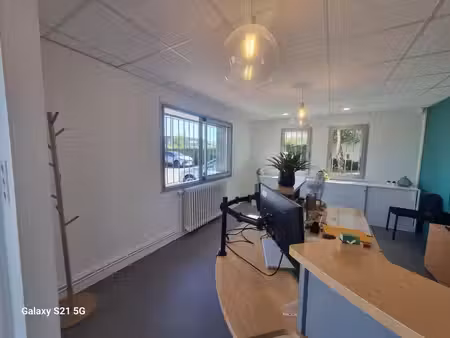 vente bureaux saint-herblain 44800 688m²