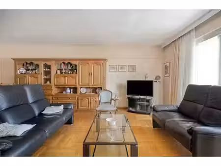centre dilbeek: appartement spacieus avec 3 chambres