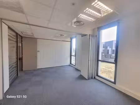 location bureaux orvault 44700 222m²