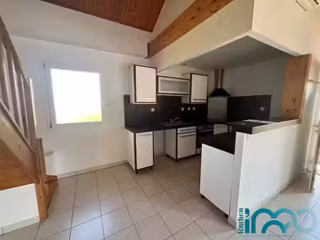 location maison 4 pièces 110 m² à druelle (12000)  825 €