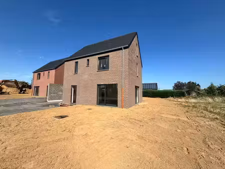 nouvelle construction 3 ch à haillot – confort moderne