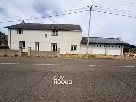 maison à fort potentiel avec grand terrain à pouilloux !!!
