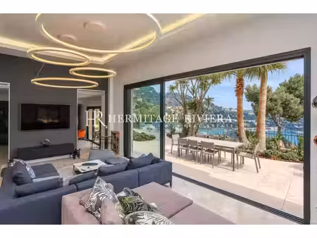 maison de luxe à louer dans le quartier le port