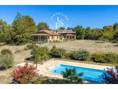 maison avec chambre d'amis et piscine  villeréal