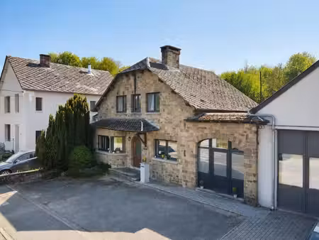 maison 3 chambres avec parcelle boisée à hamois !