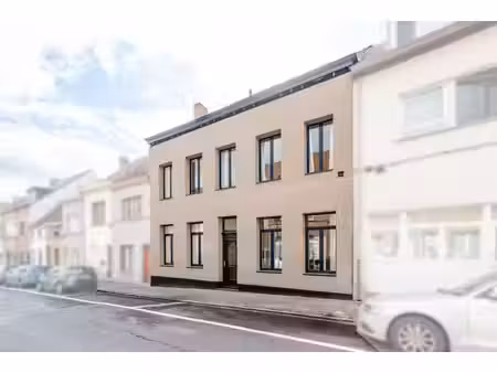 maison de maître rénovée avec jardin à vilvorde