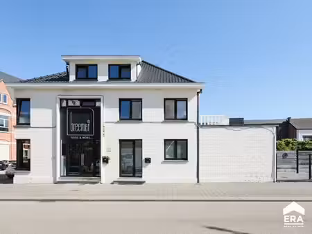 immeuble de rapport avec commerce et logement