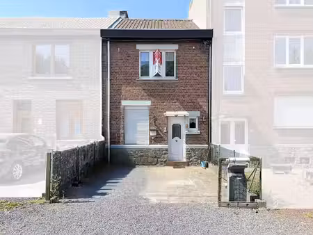 maison 2 chambres avec jardin et places de parking à alleur