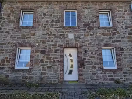maison unifamiliale à nidrum