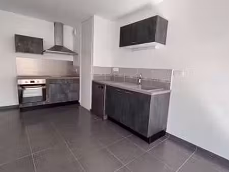 location appartement 3 pièces à angers belle beille (49000) : à louer 3 pièces / 60m² ange