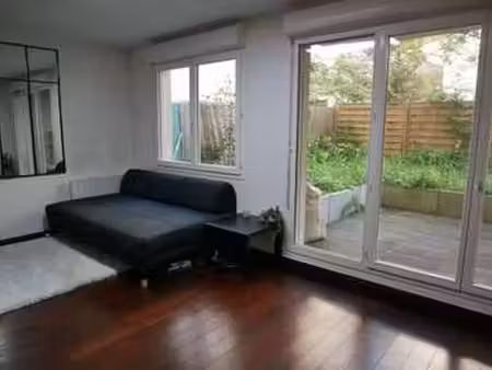location appartement 4 pièces meublé à saint-denis (93200) : à louer 4 pièces meublé / 84m