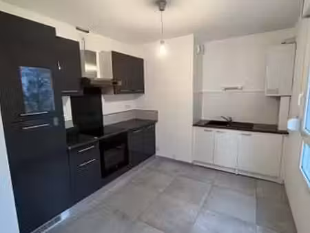location appartement 2 pièces à vern-sur-seiche (35770) : à louer 2 pièces / 50m² vern-sur
